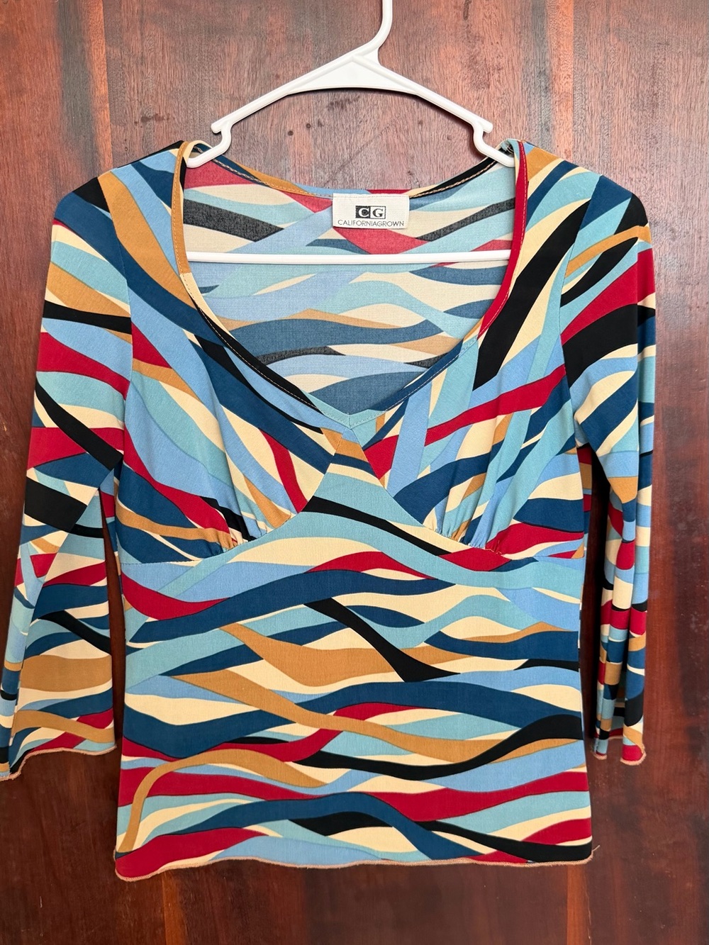 Multicolor Wave-Print V-Neck Top